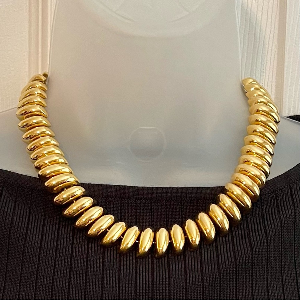 CHUNKY VINTAGE STYLE GOLD TONE CHOKER NECKLACE EXCELLENT CONDITION